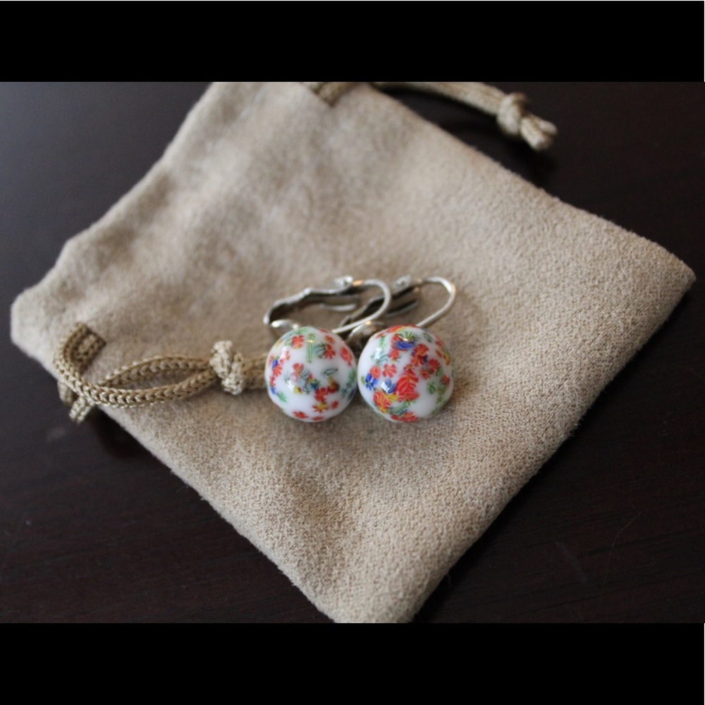 SOLD Vintage Clip On Earrings